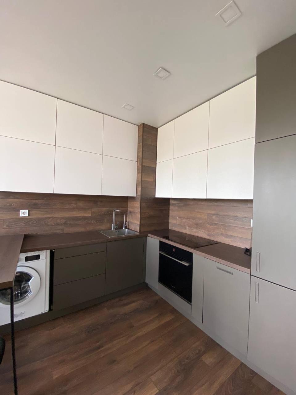 Nyvky Like Home - Apt 49 Kiev Bagian luar foto